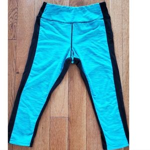 2/$12 KYODAN Blue Capri Leggings -Size S